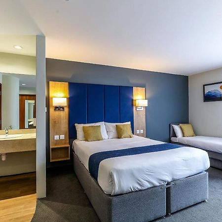 Days Inn Peterborough Eksteriør billede
